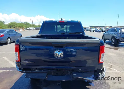 2023 Ram 1500 Big Horn 4X2 5'7 Box из США, поврежденный, VIN 1C6RREFG4PN560106